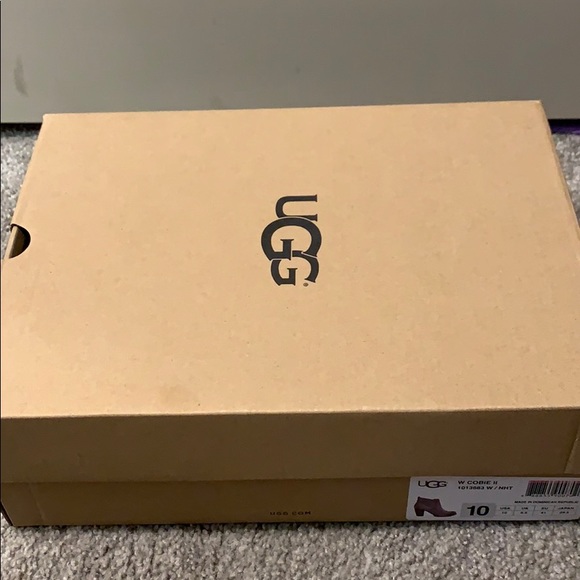 UGG Cobie Booties - Picture 2 of 5